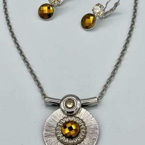 Belladonna jewelry 2pc mail. Made in Canada.